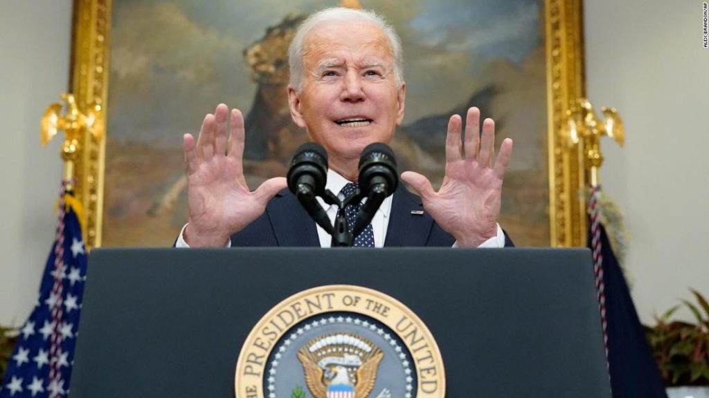 Biden says he is now convinced that Putin has decided to invade Ukraine, but leaves the door open for diplomacy