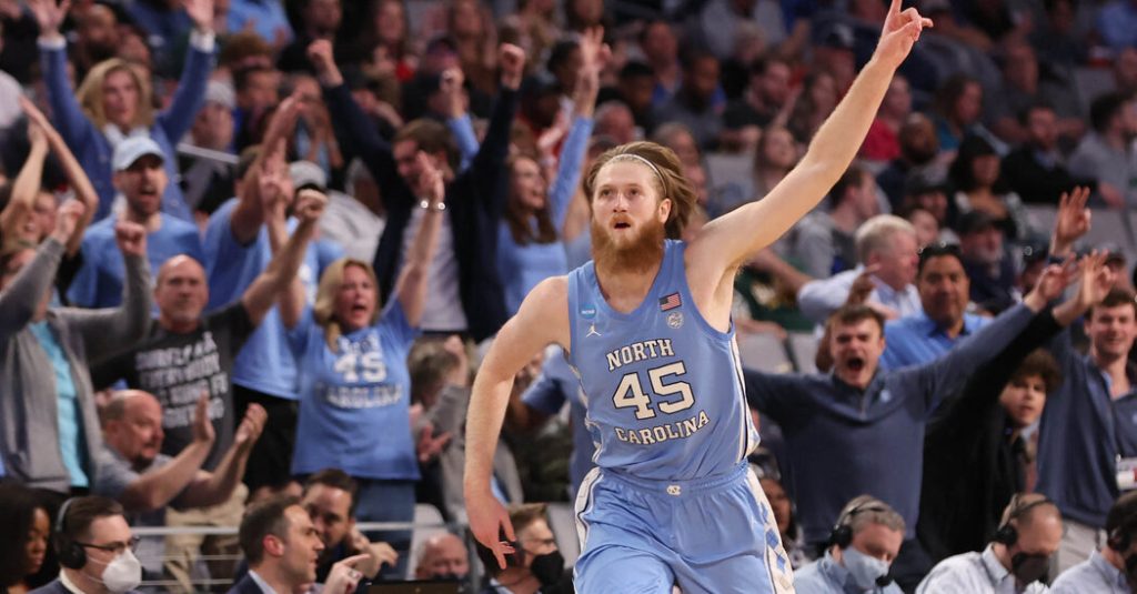 March Madness: North Carolina Kicks Baylor Off the Top Seed in the Ote