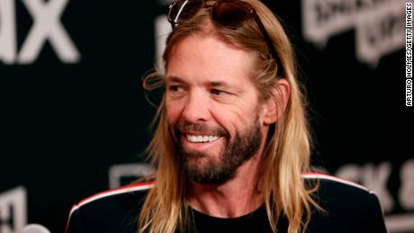 The band says the Foo Fighters' drummer Taylor Hawkins has died
