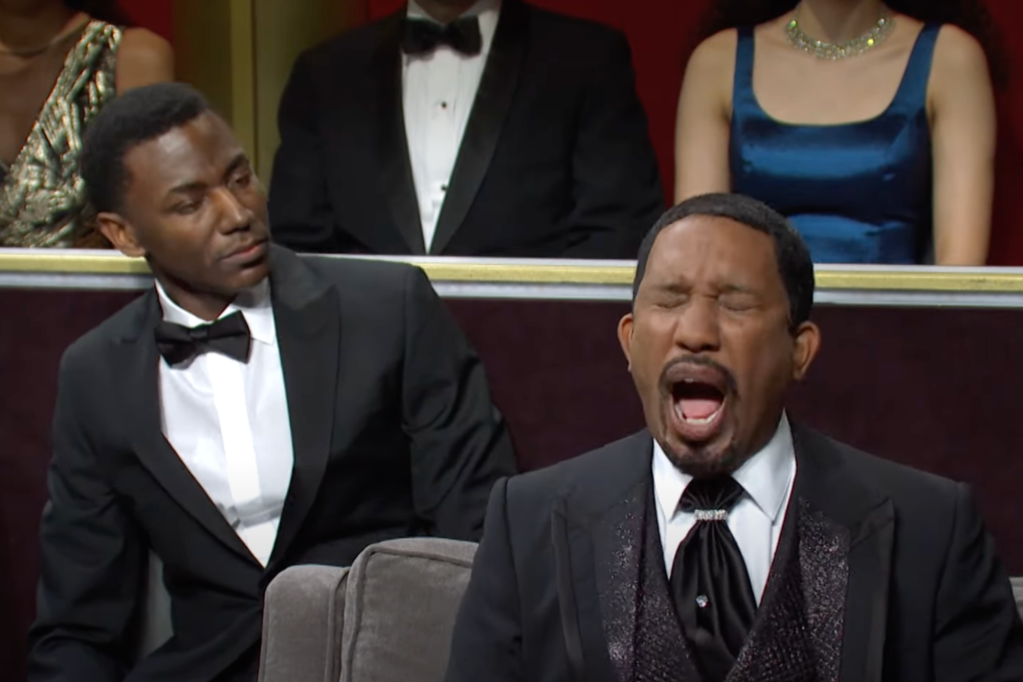SNL Covers Will Smith & Chris Rock's Oscar Slap In The Sketch, 'Weekend Update'