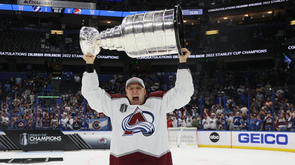 Avalanche vs. Lightning Stanley Cup Final Score Game Six: Colorado win 2-1 for third team championship