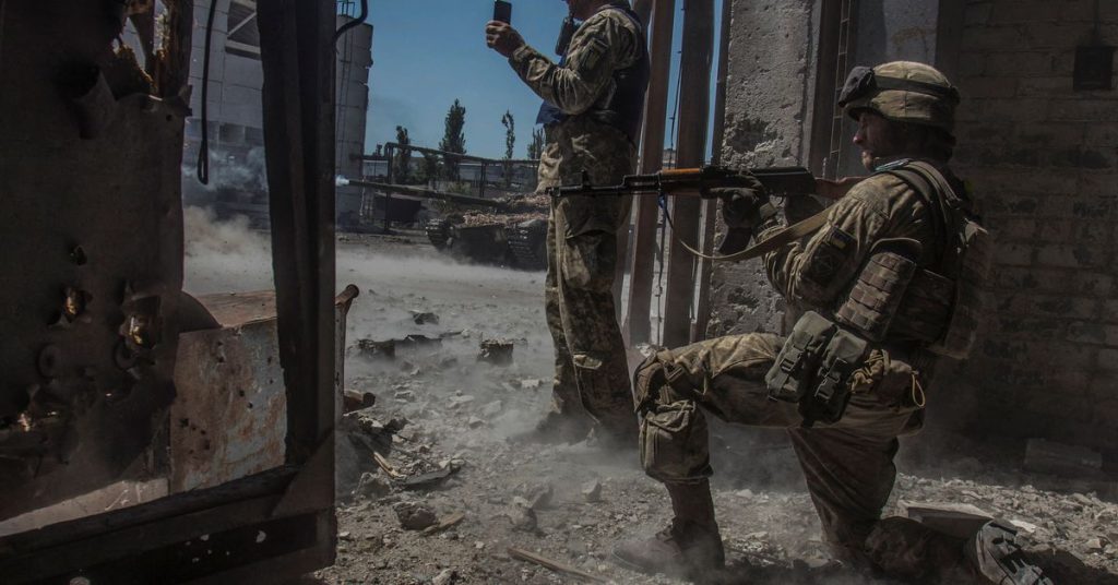 Ukraine takes tentative step toward EU membership as Donbass battles reach 'frightening climax'