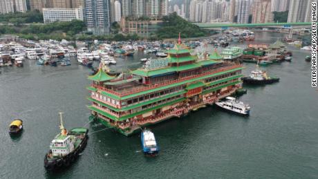 Owners of floating jumbo restaurant retract drowning claims while authorities investigate 