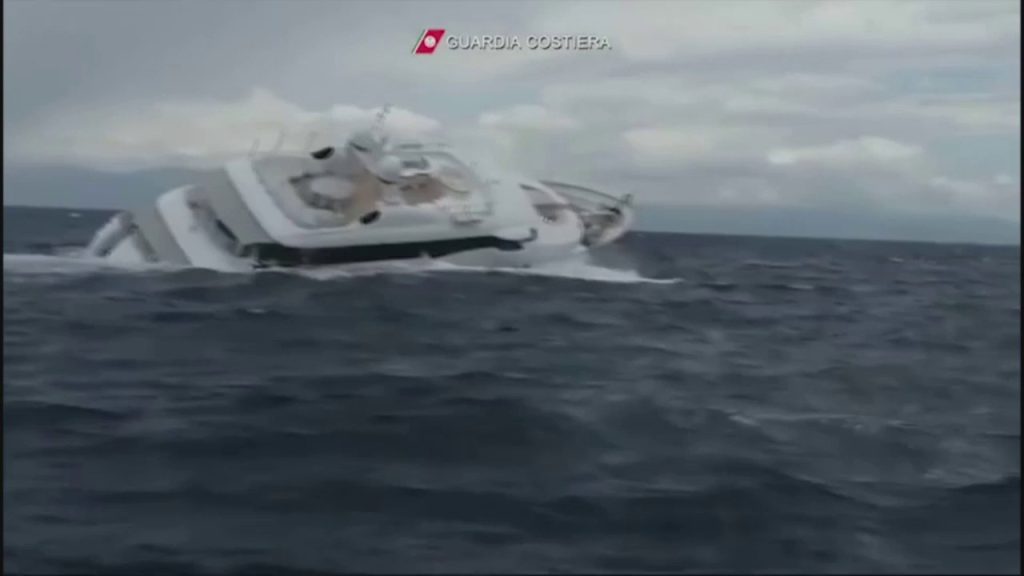 A large yacht sank off the Italian coast, captured on video