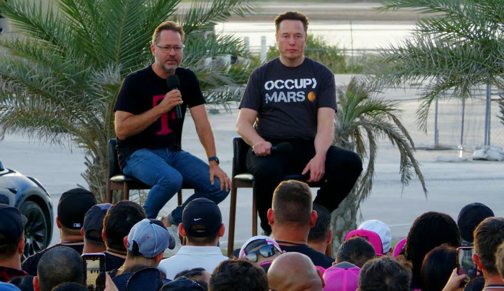 T-Mobile CEO Mike Seifert and Chief Engineer Elon Musk at SpaceX
