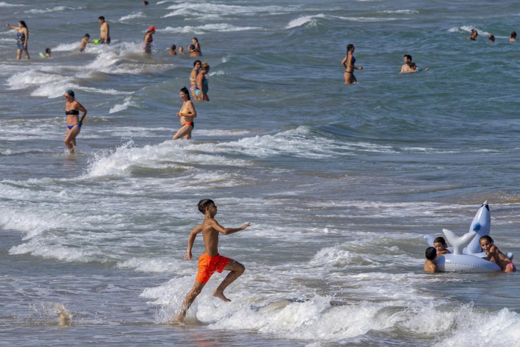 Scientists warn of dire effects as temperatures rise in the Mediterranean