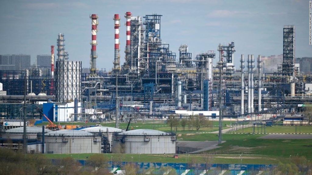 Oil price: Russia will suspend supplies if price caps are imposed