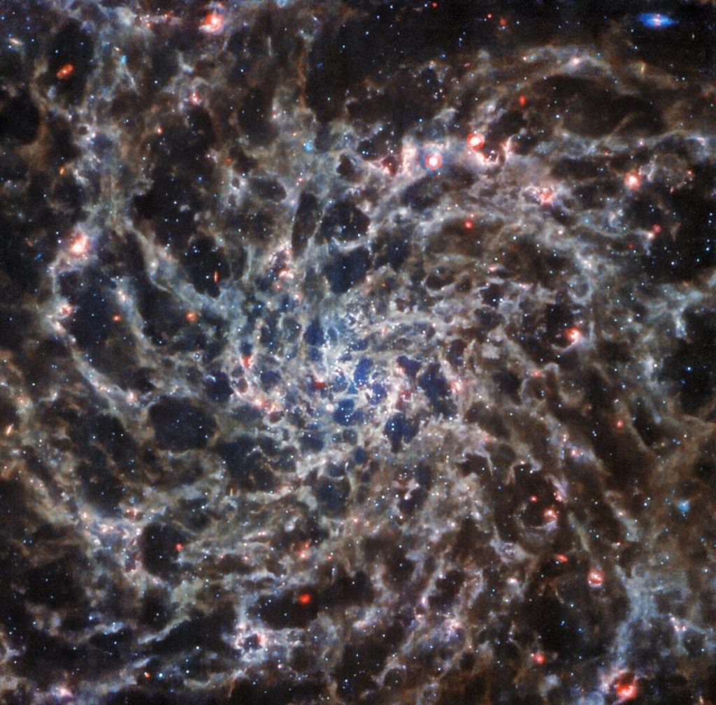 Spiral galaxy 'bones' captured in new image from NASA's James Webb Space Telescope