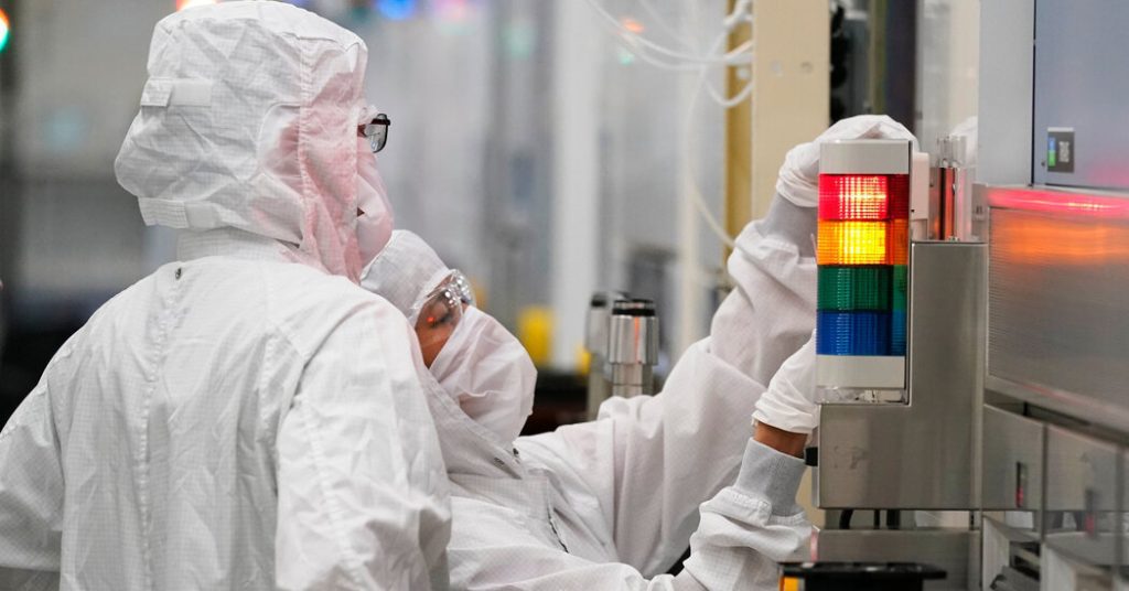 Micron pledges up to $100 billion to New York semiconductor plant