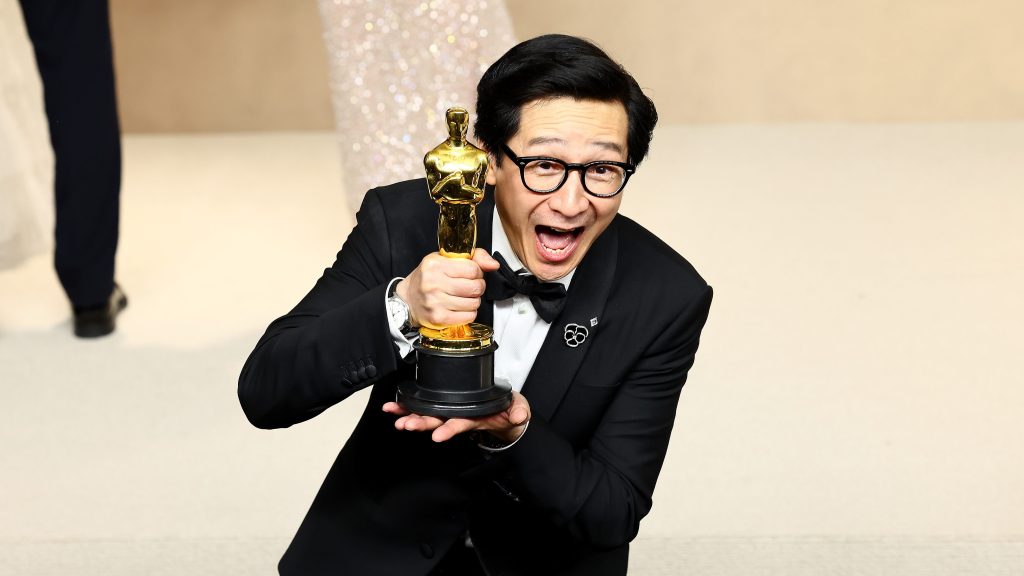 Ke Huy Quan on congratulatory messages from 'Goonies' stars after winning an Oscar - Deadline