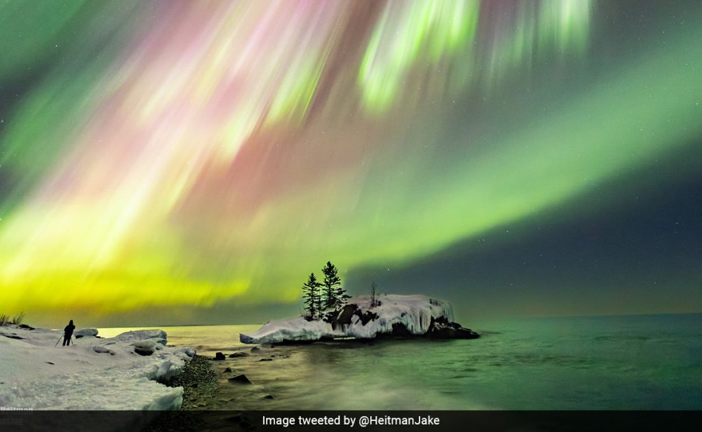 Aurora borealis over the US leaves Twitter intrigued