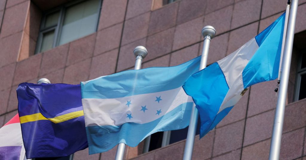 Honduras seeks relations with China and puts pressure on Taiwan before visiting the United States