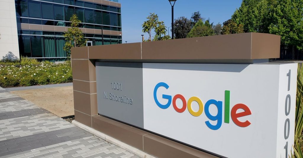 Google is facing the judge's questions as it asks the court to drop its US antitrust lawsuit