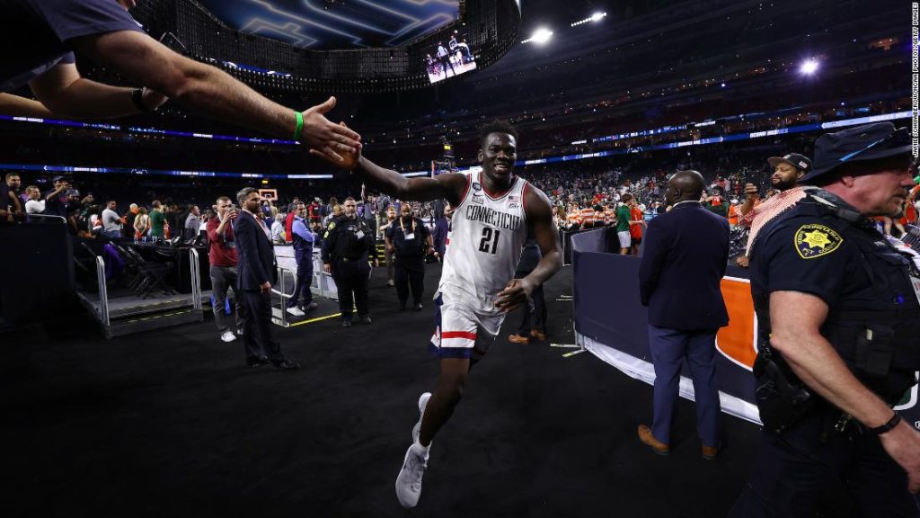 UConn defeats Miami to advance to the NCAA Men's Basketball Championship title game