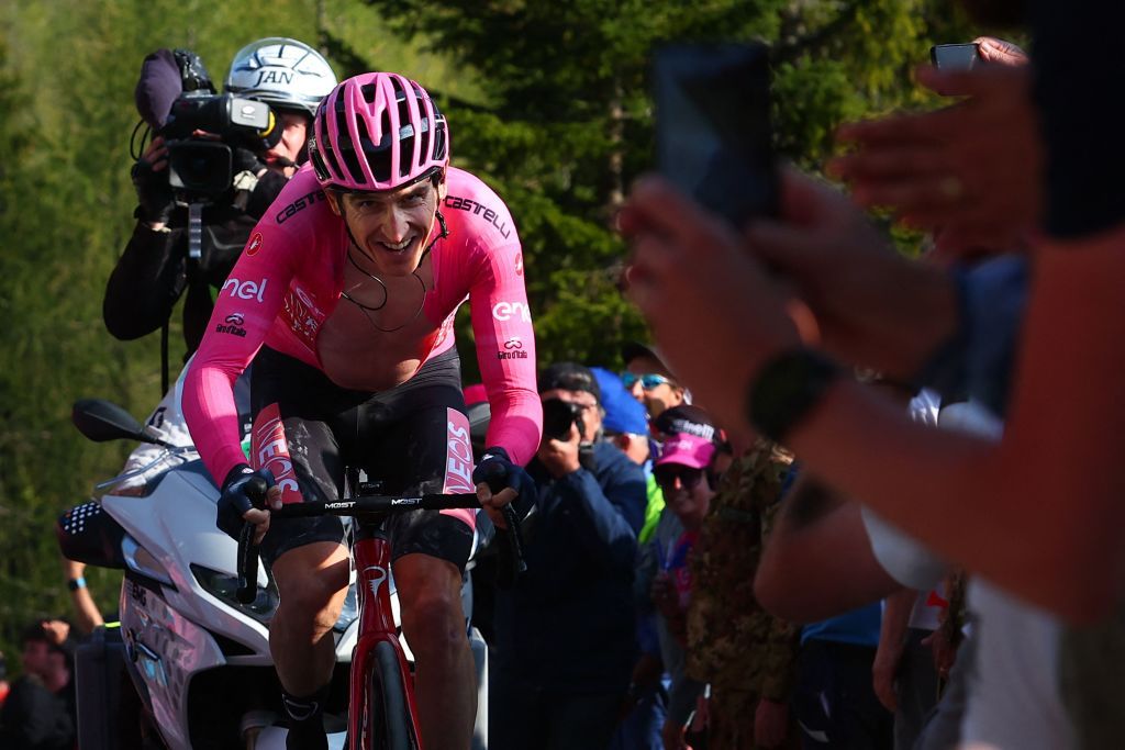 Geraint Thomas (Ineos Grenadiers) loses the maglia rosa on the stage 20 mountain time trial at the Giro d