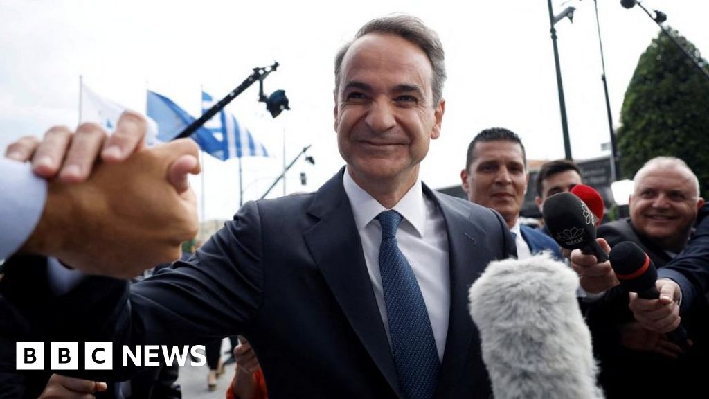 Greek elections: Centre-right Mitsotakis hails big win but wants majority