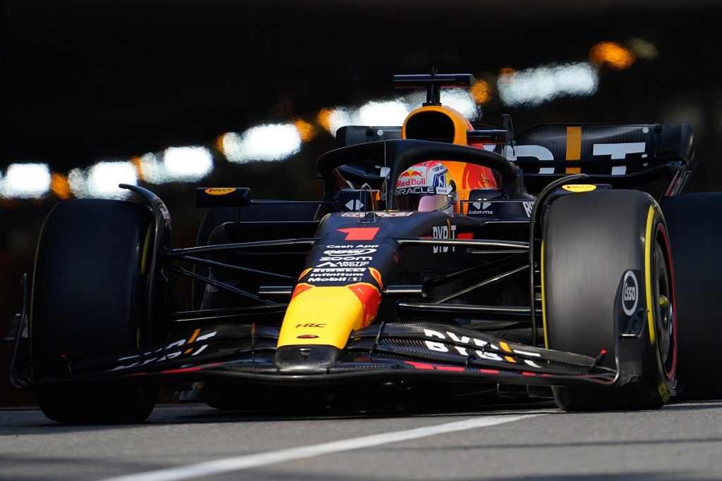 Verstappen fastest in FP3 as Hamilton caused the red flag