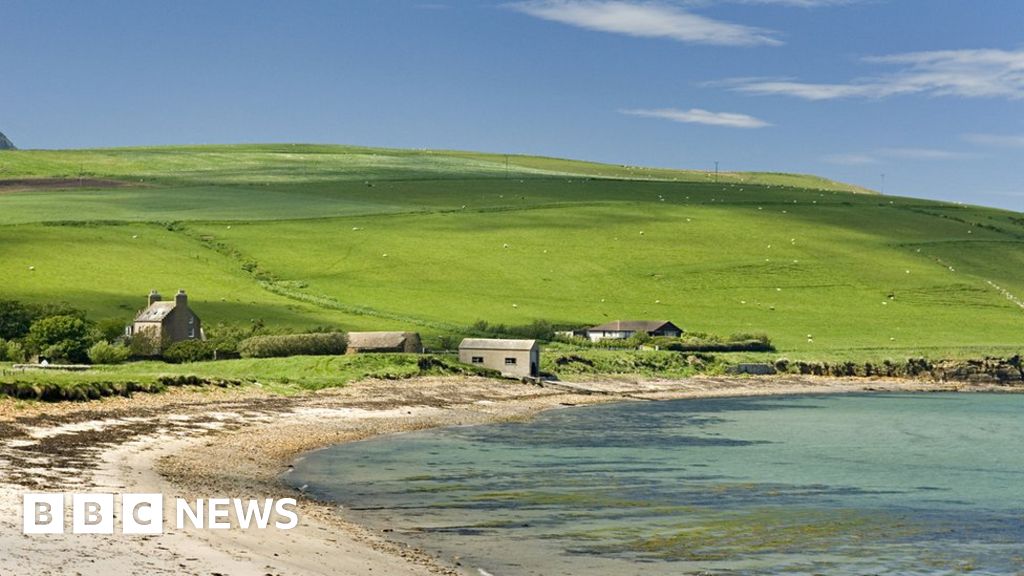Orkney votes to explore 'alternative rule'