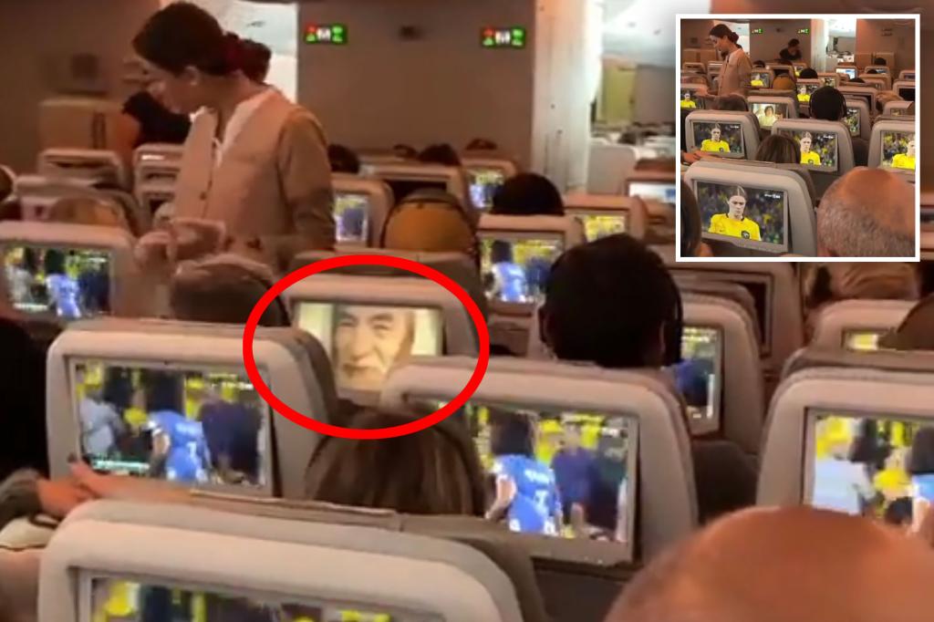 A passenger on the plane watches Lord of the Rings as Australia heads towards the Matildas