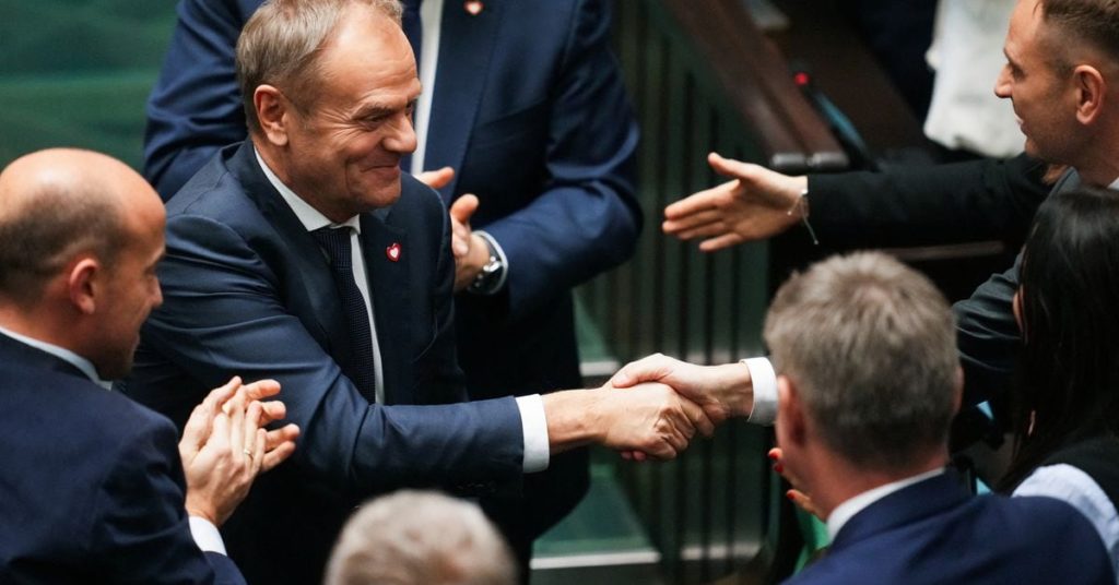 Poland's Donald Tusk wins confidence vote and sets a pro-EU course
