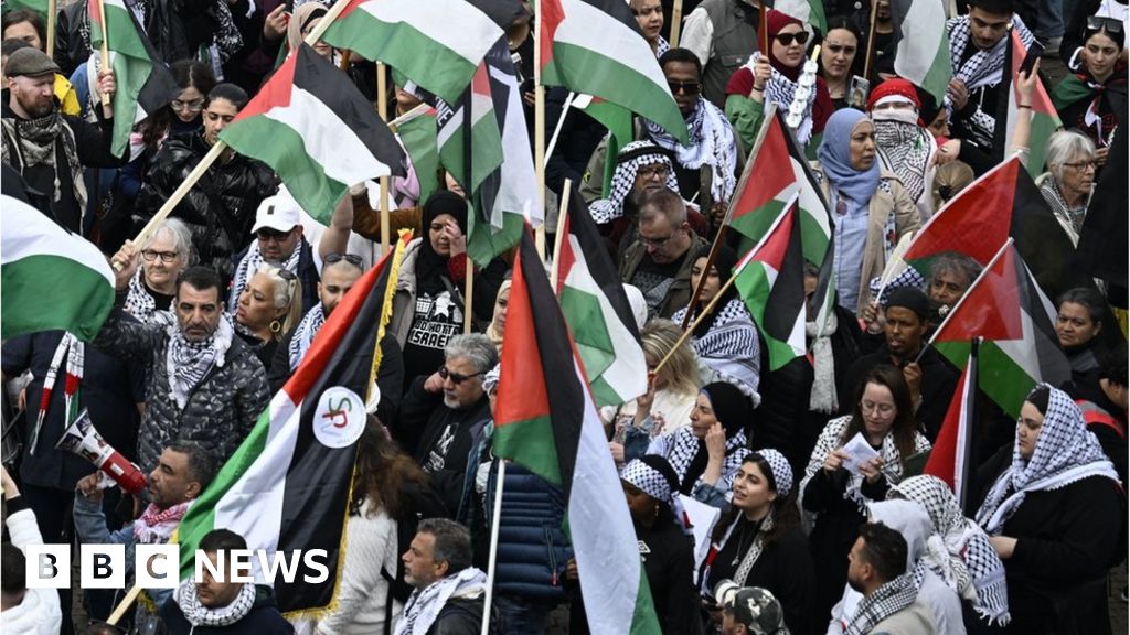 Eurovision: Thousands protest against Israel's entry into Malmö